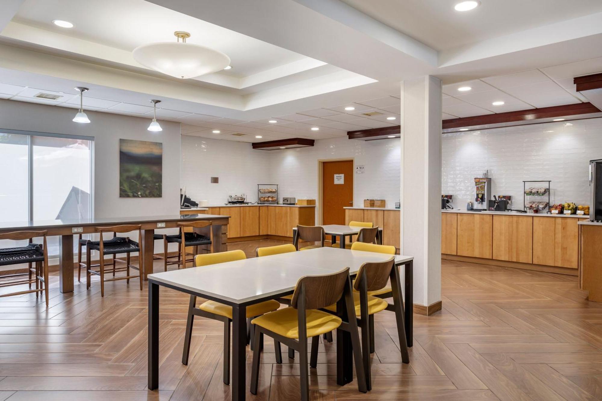 Fairfield Inn&Suites Cherokee Buitenkant foto
