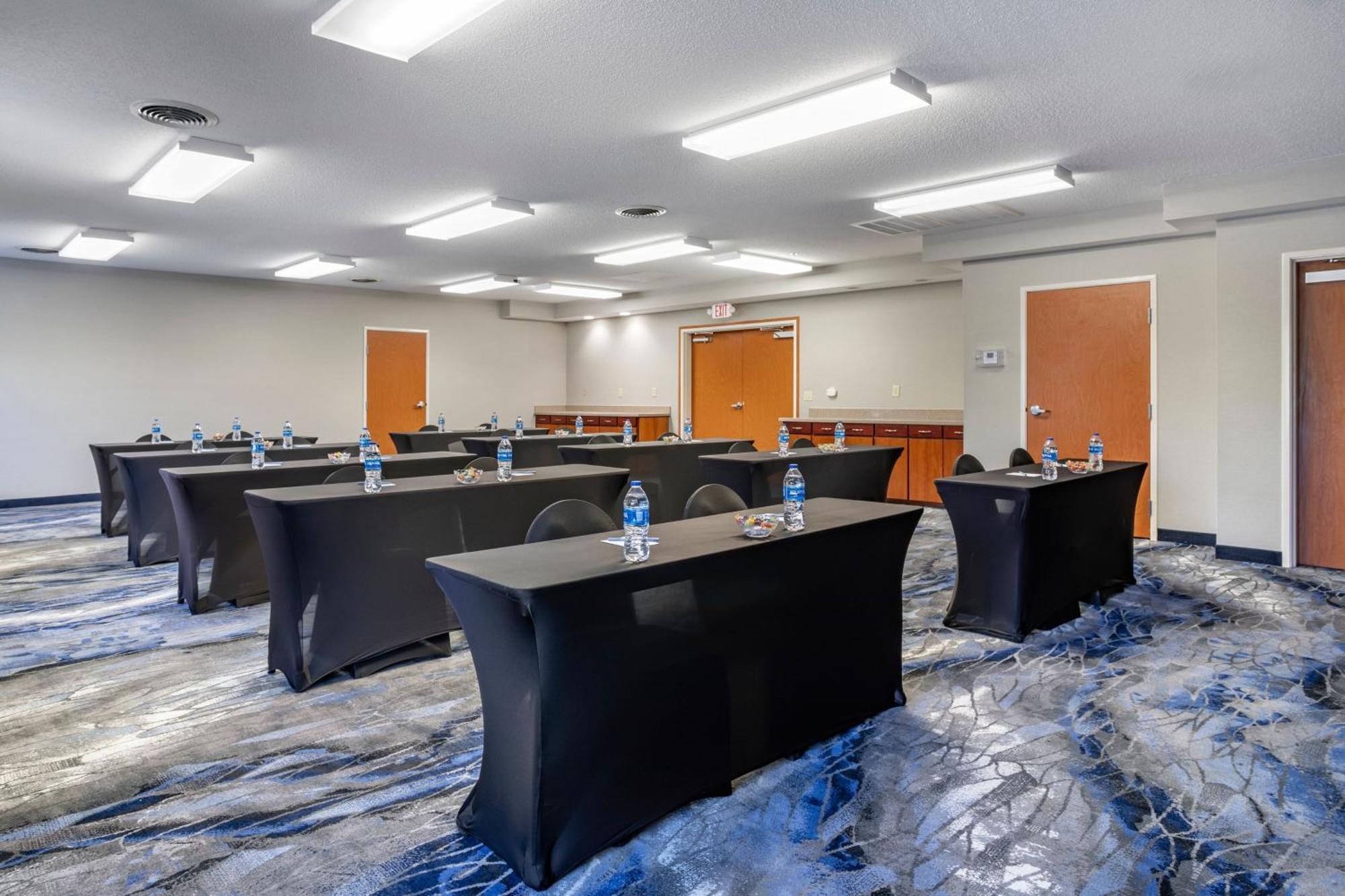 Fairfield Inn&Suites Cherokee Buitenkant foto