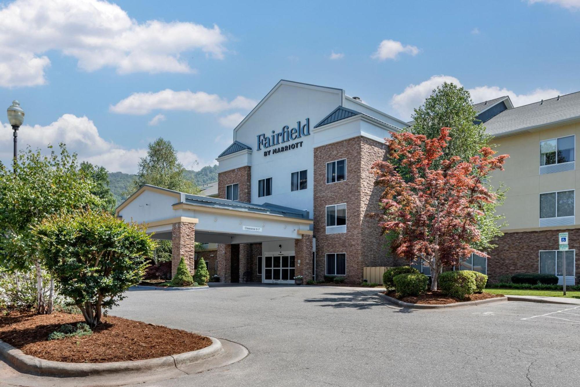 Fairfield Inn&Suites Cherokee Buitenkant foto