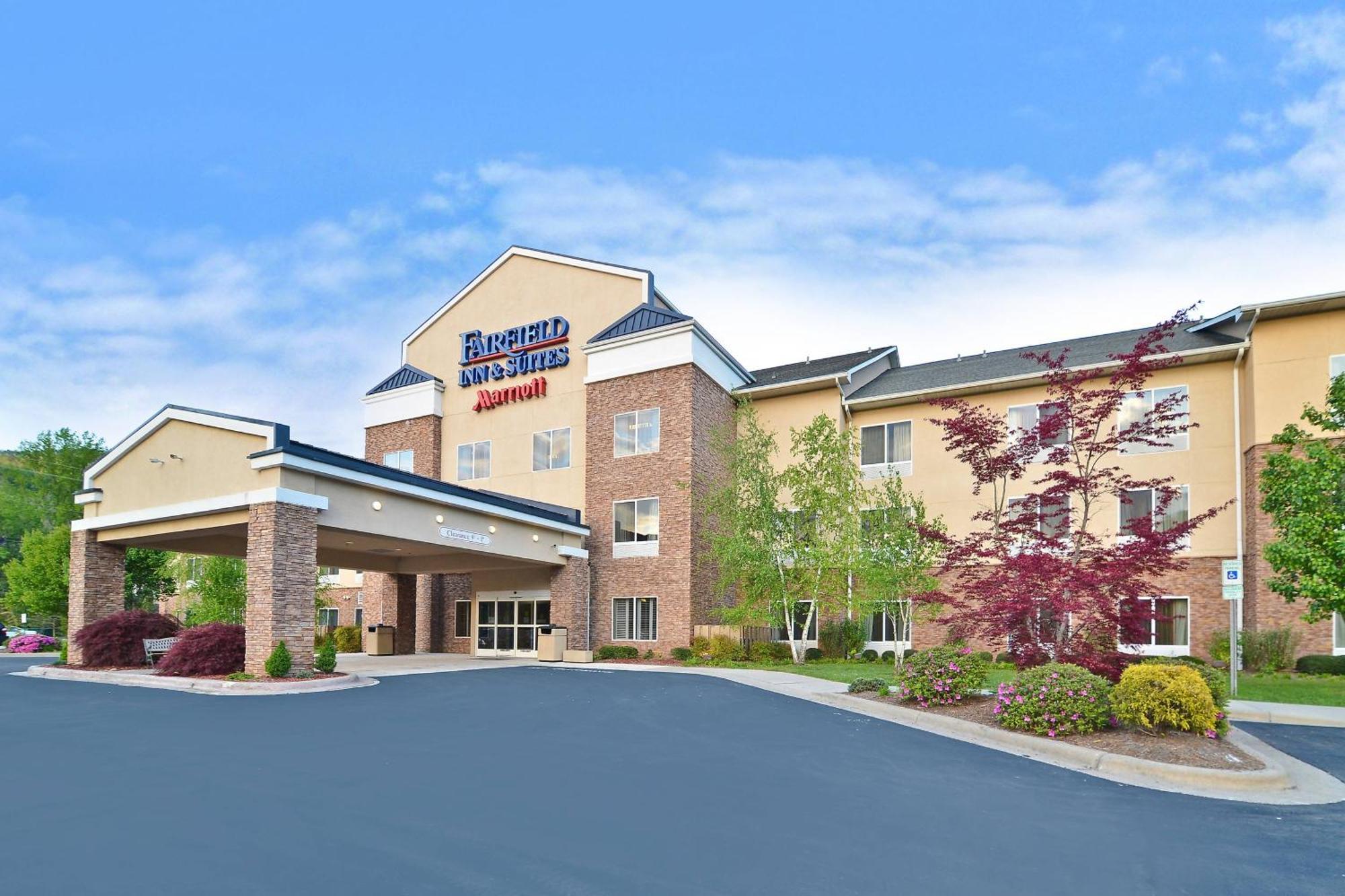 Fairfield Inn&Suites Cherokee Buitenkant foto